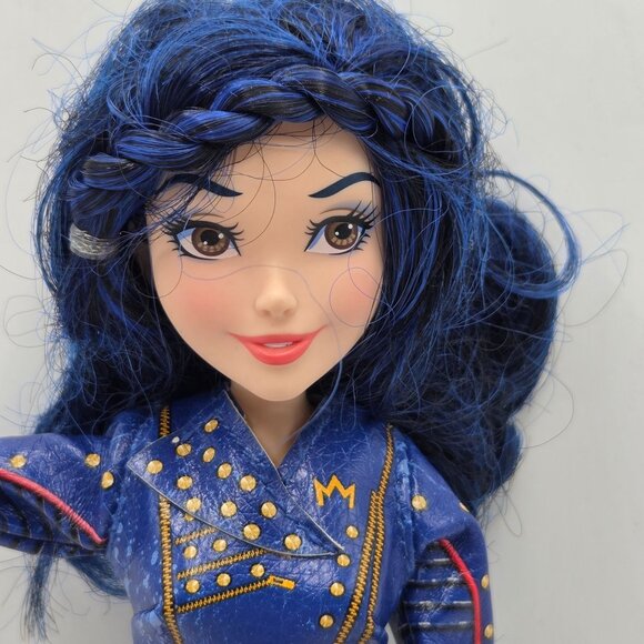 Hasbro Disney Descendants 2 EVIE Fashion Doll Isle Of The Lost Rare - Picture 2 of 6